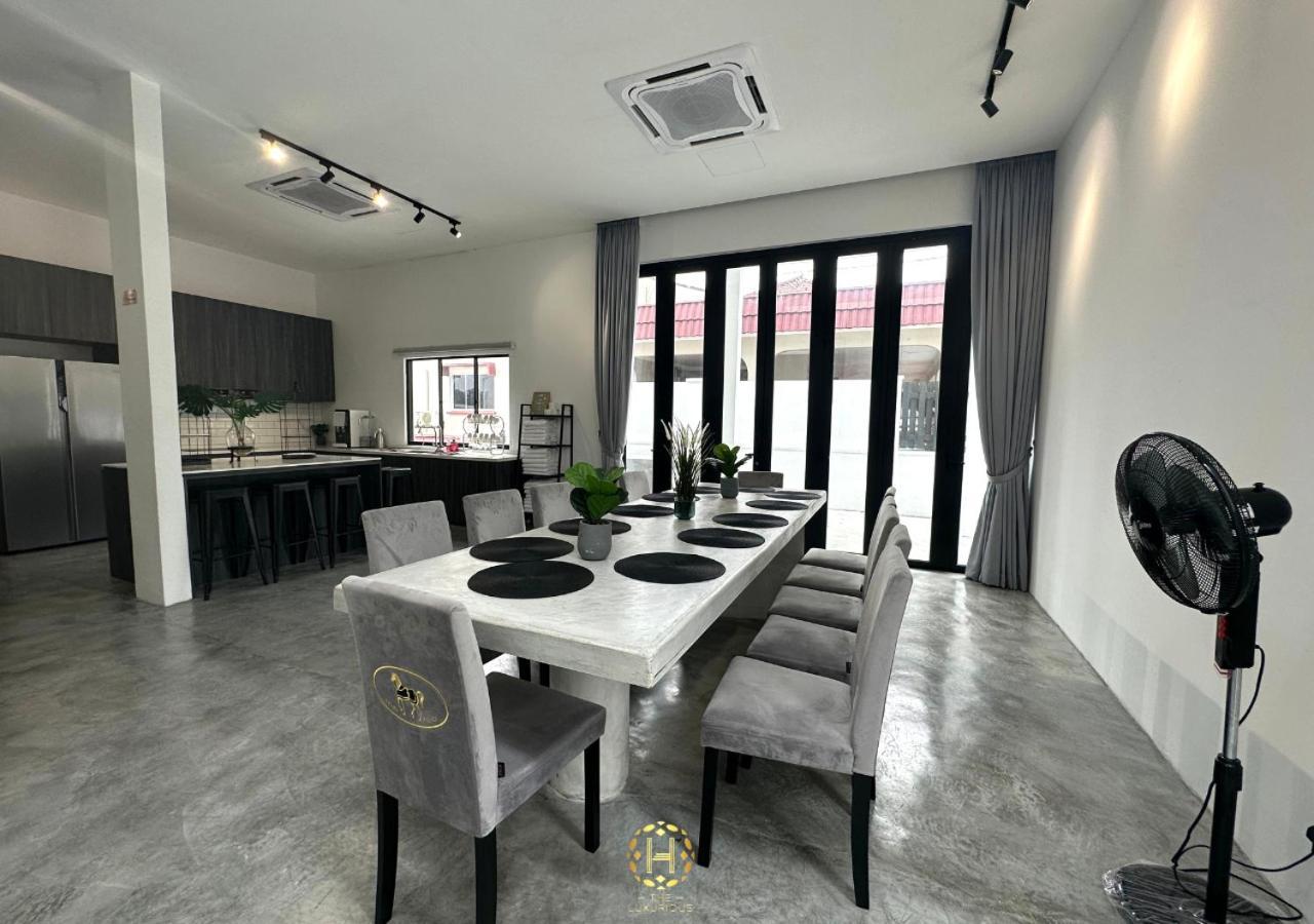 The Luxurious 27, Johor Bahru Βίλα Εξωτερικό φωτογραφία