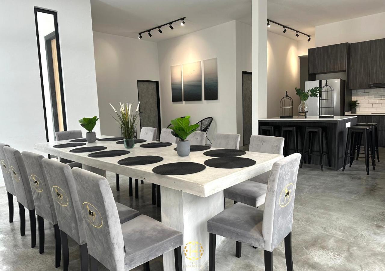 The Luxurious 27, Johor Bahru Βίλα Εξωτερικό φωτογραφία