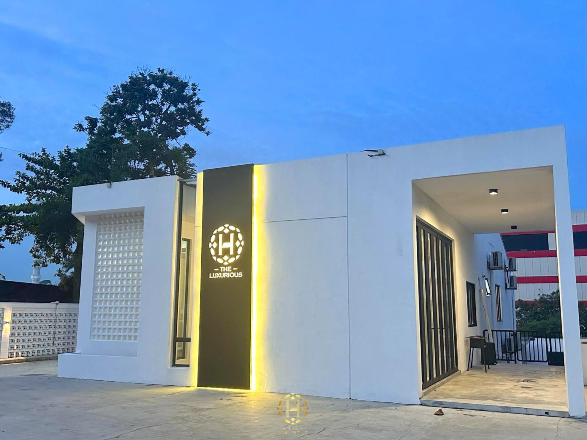 The Luxurious 27, Johor Bahru Βίλα Εξωτερικό φωτογραφία